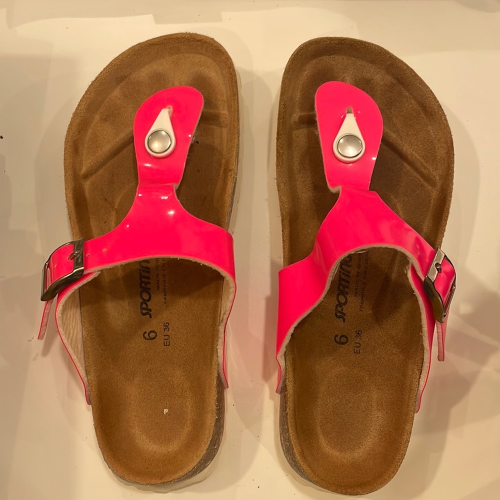 Pink Sandle